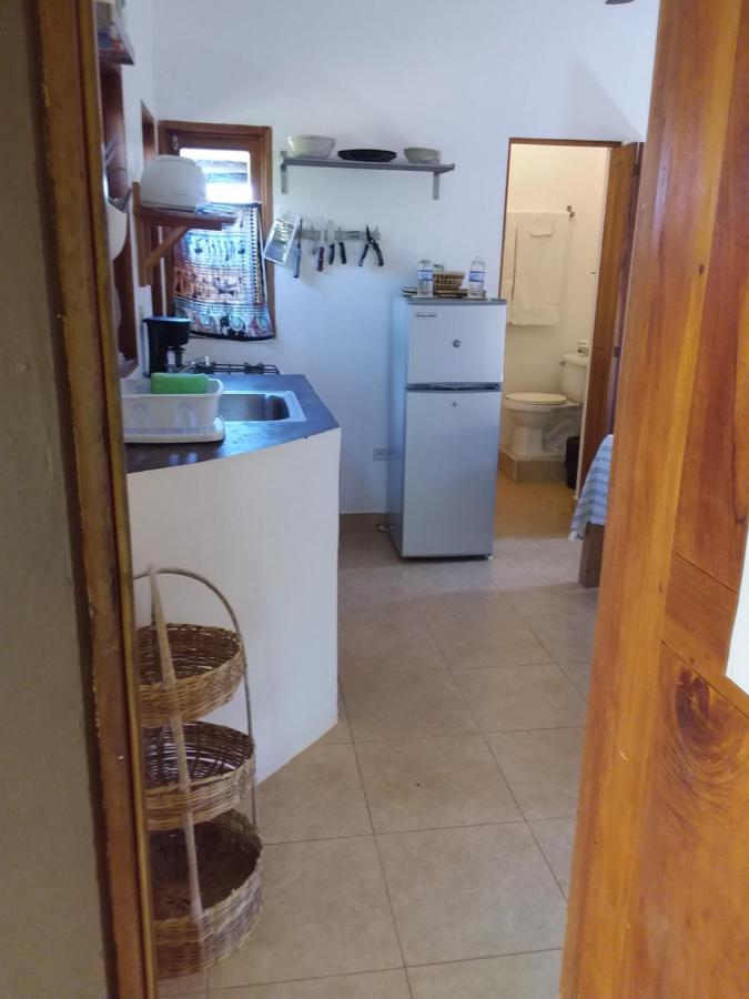 Kudehya Guesthouse Treasure Beach Esterno foto