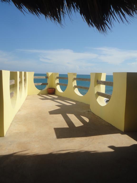 Kudehya Guesthouse Treasure Beach Esterno foto