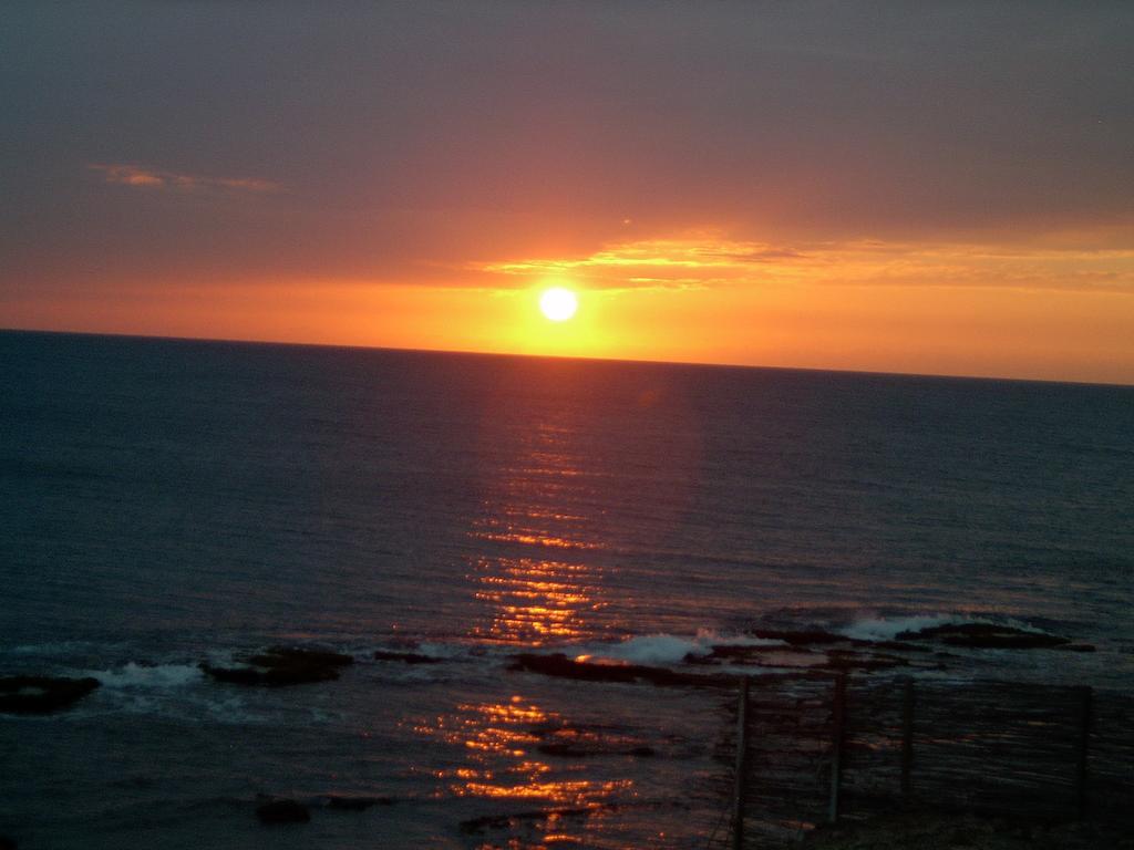 Kudehya Guesthouse Treasure Beach Esterno foto