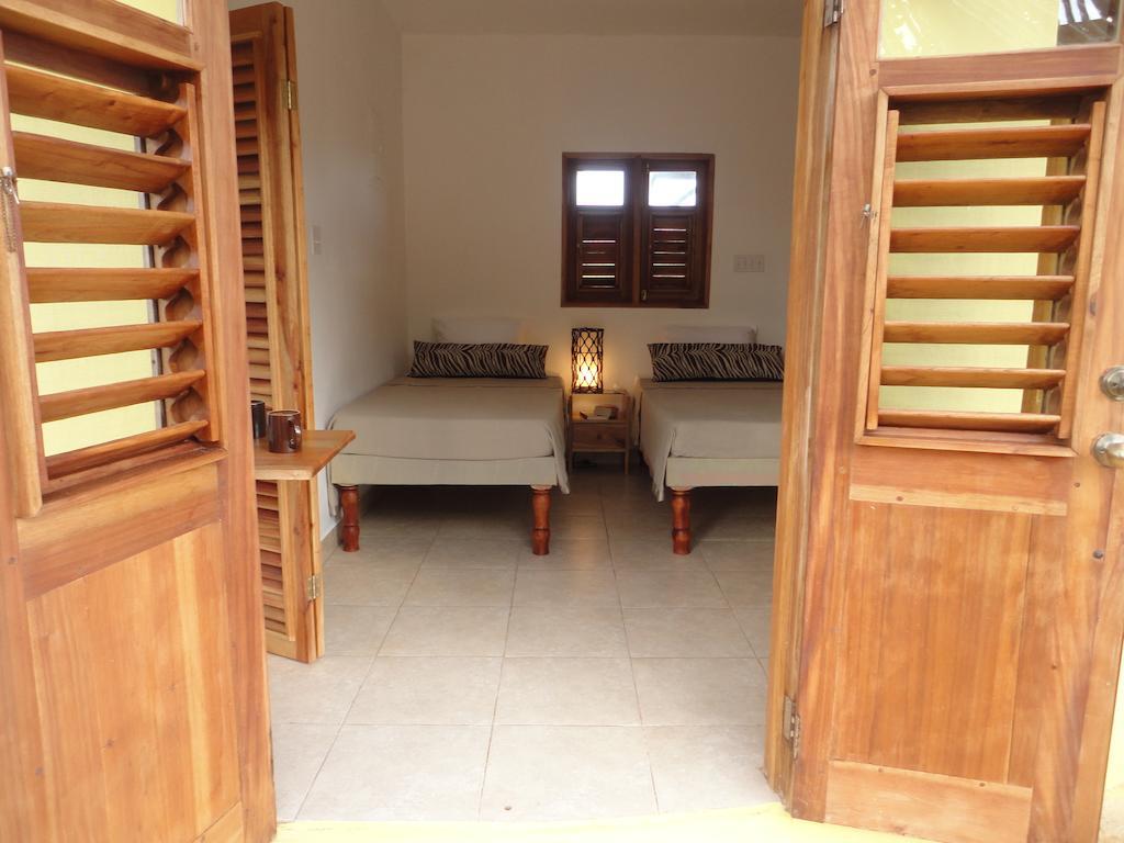 Kudehya Guesthouse Treasure Beach Camera foto