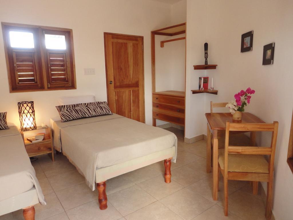 Kudehya Guesthouse Treasure Beach Camera foto