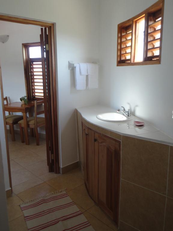 Kudehya Guesthouse Treasure Beach Camera foto